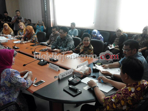 Permasalahan Guru Honorer Menunggu MoU dengan Mendagri