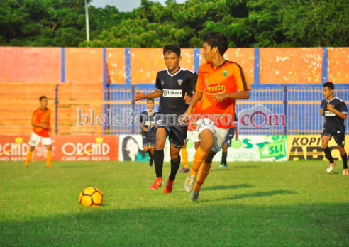Terus Menyerang, Babak 1 Persibo Unggul 1-0