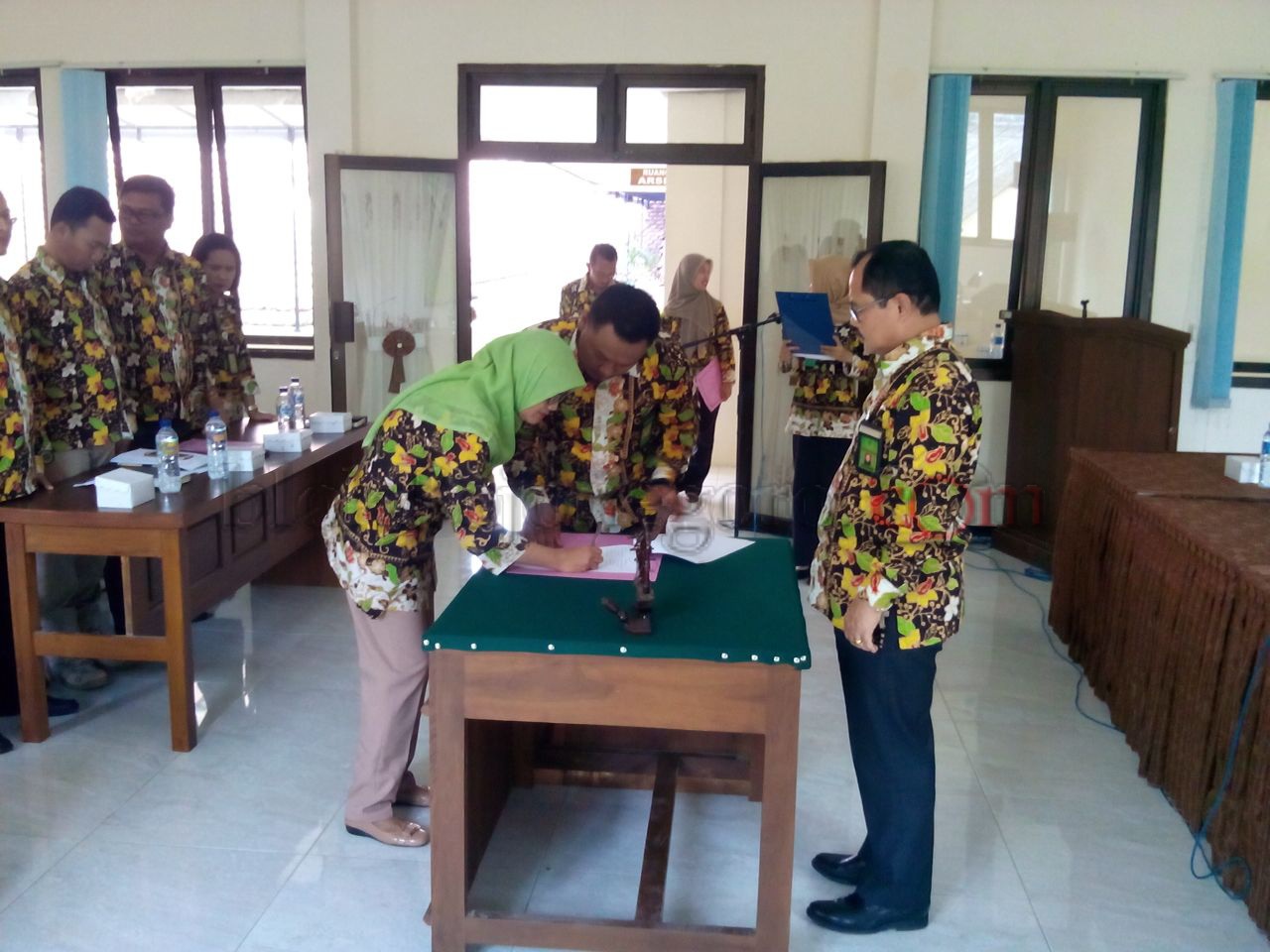 Jajaran PN Menandatangani Pakta Integritas