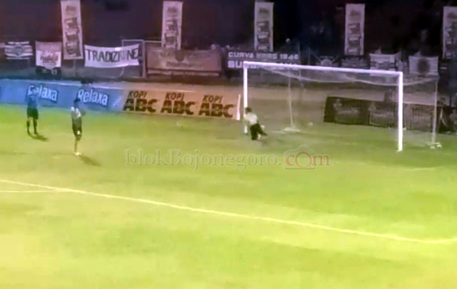 Persibo Kalah Adu Penalti 4-2, Blitar United Juara
