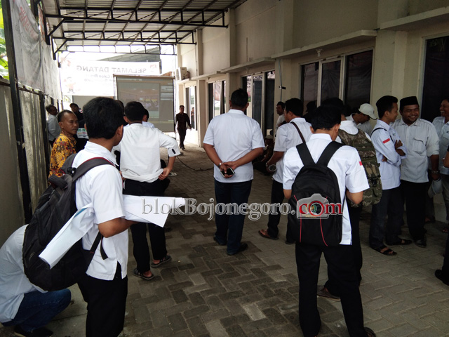KPU Bojonegoro Batasi Pendukung Paslon Hadiri Pengundian
