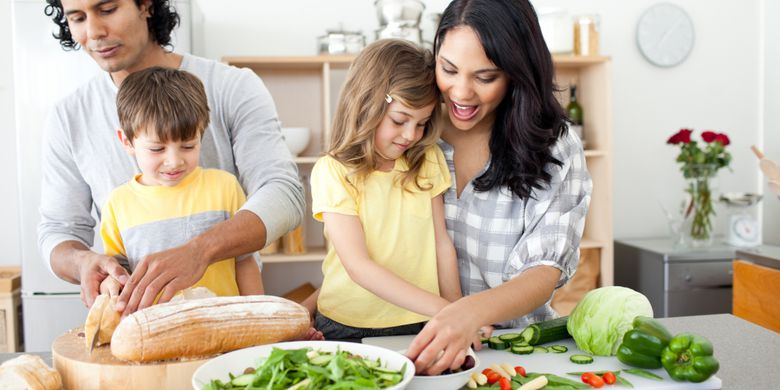 Anak Bisa Makin Cerdas Kalau Mau Ikut Memasak