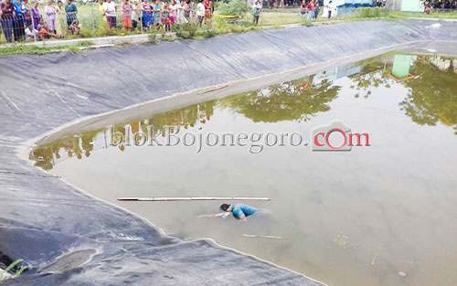 Warga Kasiman Ditemukan Tewas Mengapung di Embung
