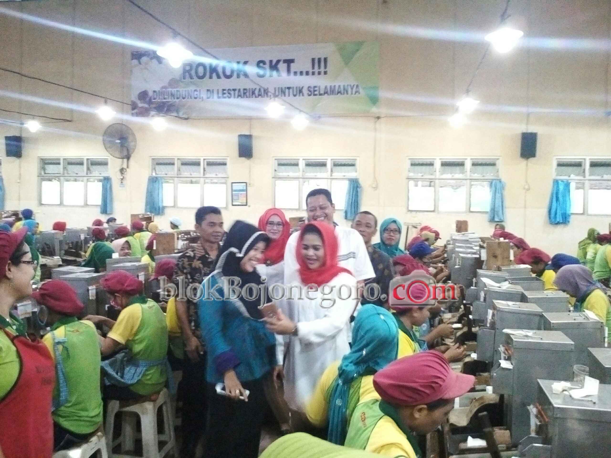 Puti Soekarno Komit Terus Kembangkan Tenaga Perempuan