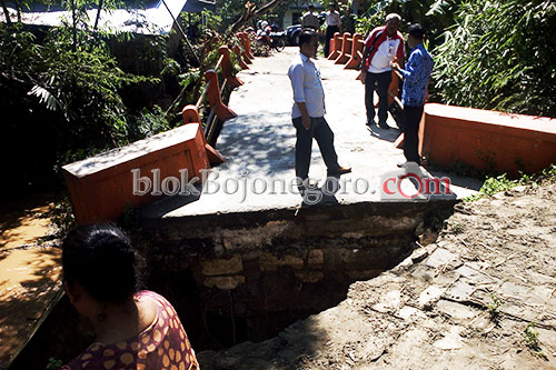 Akibat Banjir Bandang, Jembatan Desa Tanjungharjo Ambrol
