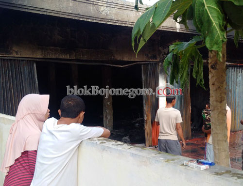 Fita: Pukul 01.30 WIB Saya Mencium Bau Terbakar