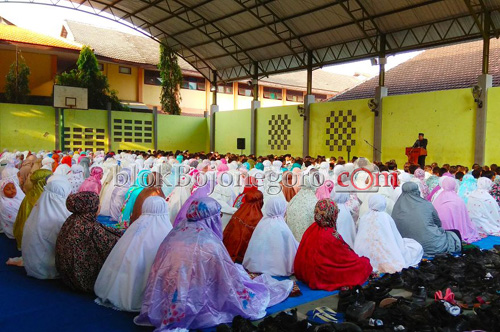 SMPN 5 Bojonegoro Gelar Salat Ghaib untuk Fatur Rohman