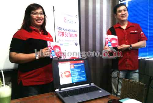 PT. Smartfren Luncurkan Kartu Perdana 4G GSM+