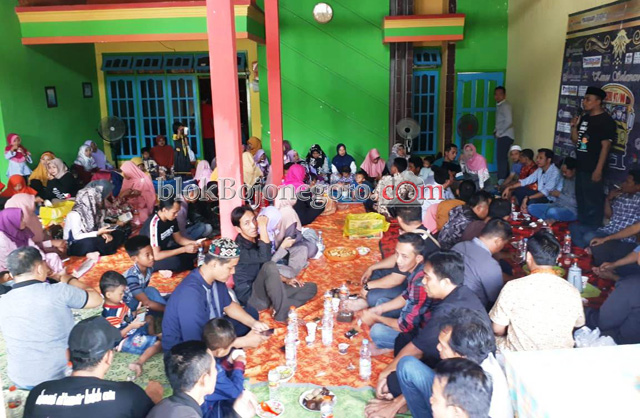 Wooww...! Reuni Alumni MTs 1997/MAI Attanwir 2000 Meriah
