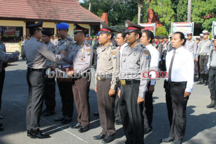 Amankan Tersangka Narkoba, Anggota Polres Terima Reward