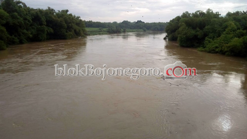 Jurug Siaga Merah, Warga Bantaran Bengawan Diminta Waspada
