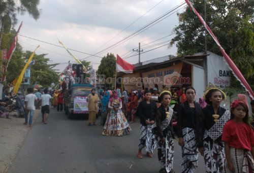Jalan PUK Macet, Karnaval di Tejo Berjalan Meriah