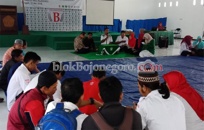 Relawan PMI Bojonegoro Nobar 'Menolak Diam'