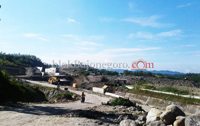 Mengintip Pembangunan Mega Proyek Waduk Gongseng