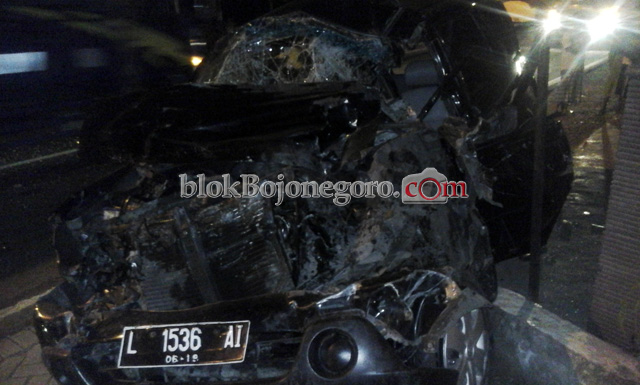 Laka Karambol Libatkan Tiga Kendaraan di Kabunan