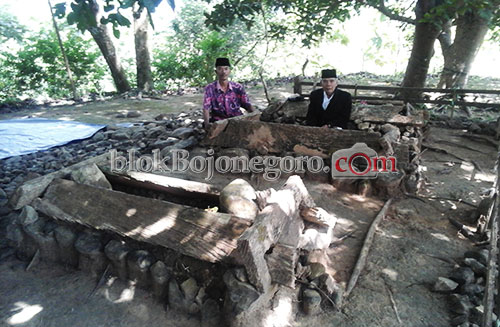 Konon, Makam Wali Kidangan Sulit Diabadikan