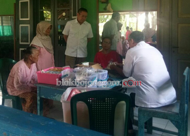 Bentuk Kepedulian, Wihadi Adakan Pengobatan Gratis