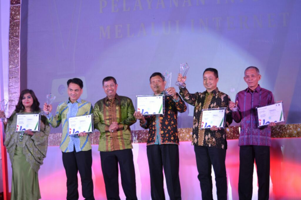 Bojonegoro Raih Terbaik Pelayanan Informasi Melalui Internet