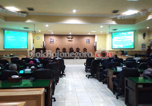 Belum Quorum, Rapat Paripurna Ditunda Dua Kali