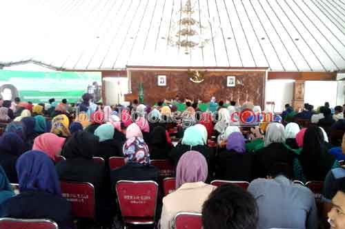 IAI Sunan Giri Gelar Seminar Kebangsaan