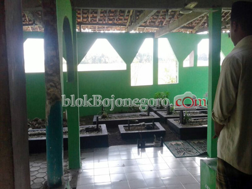 Islam di Ngasem, dari Raden Hasaniman Sampai K.H. Abdul Syakur