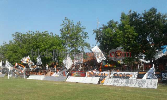 Stadion Ketonggo Ngawi Dipenuhi Suporter Persibo