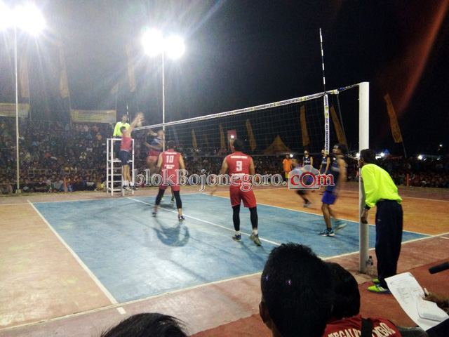 Jelang Final, Timnas Voli Perkuat Klub di Sidobandung