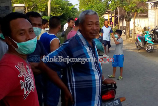 Diduga PAD A Lapangan Sukowati 'Kentut', Warga Berhamburan