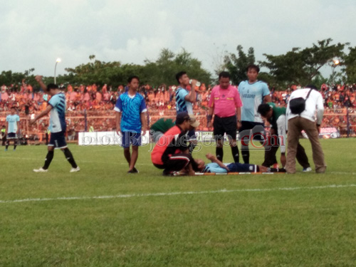 Sempat Ricuh, Penonton Lempari Persema Malang