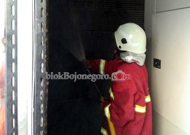 Ruang Genset di RS Muhammadiyah Sumberrejo Terbakar