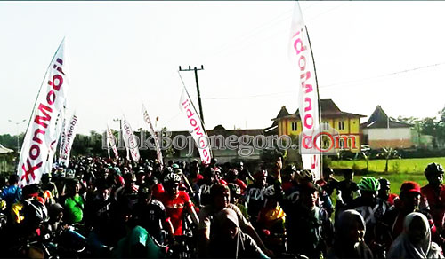 Ribuan Pesepeda Ramaikan Tour de Gayam 120