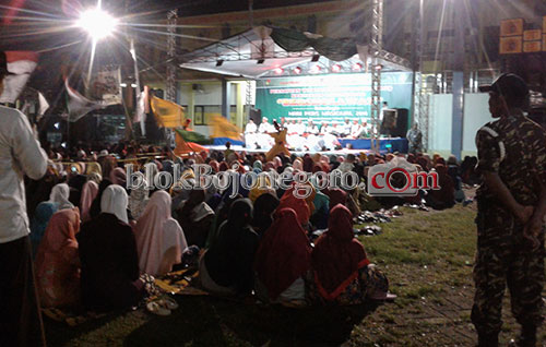 Peringati HPN, PWI Bojonegoro Ajak Masyarakat Bersalawat