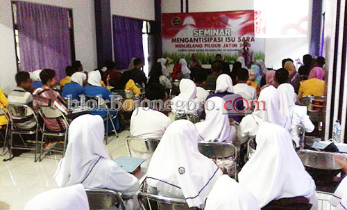 Pilgub Jatim Minim Sara, Tapi Waspada Isu Gender