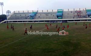 Hujan Turun, Bola Sulit Dikendalikan