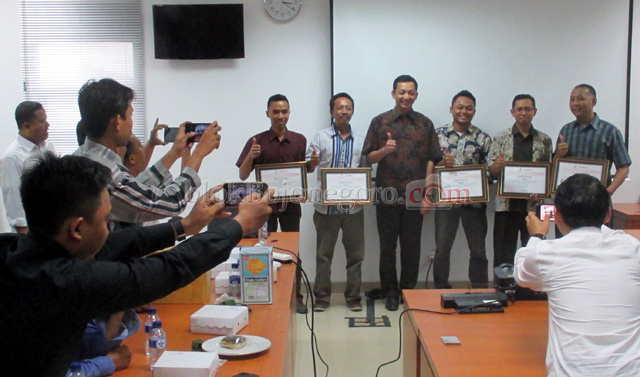 EMCL Apresiasi 5 NGO Mitra Program