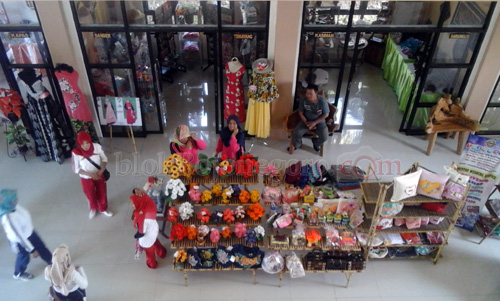 Gedung Pameran UMKM Banyak Produk Unggulan
