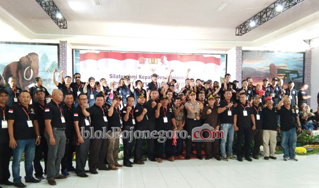 Kades Bojonegoro Deklarasikan Dukung Pemilu Damai