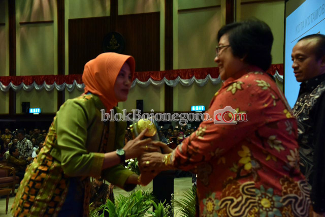 Sampah Jadi Berkah, Bojonegoro Bawa Pulang Adipura 2017