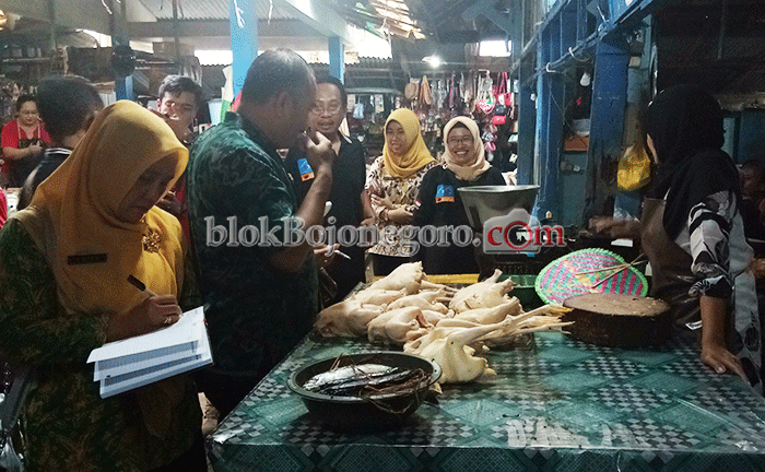 Permintaan Meningkat, Harga Ayam Potong Melambung