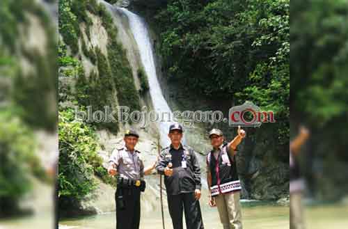 Air Terjun Clebung Icon Kecamatan Bubulan