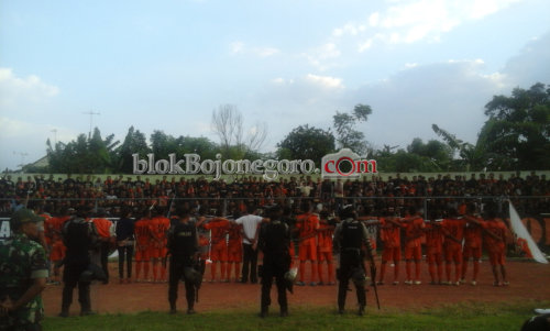 Banyak Laga Kandang, Suporter Siap 'Teror' Lawan Persibo