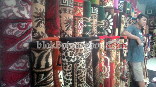 Lebih Murah, Buatan Lokal Banyak Dicari