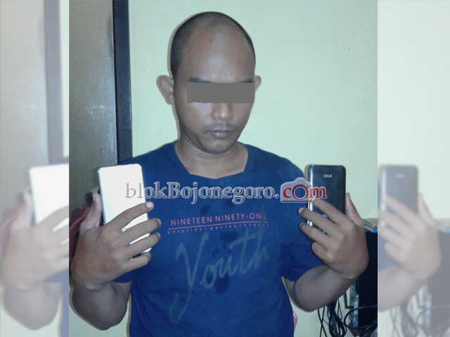 Petugas Donatur Curi 2 HP PNS di Temayang
