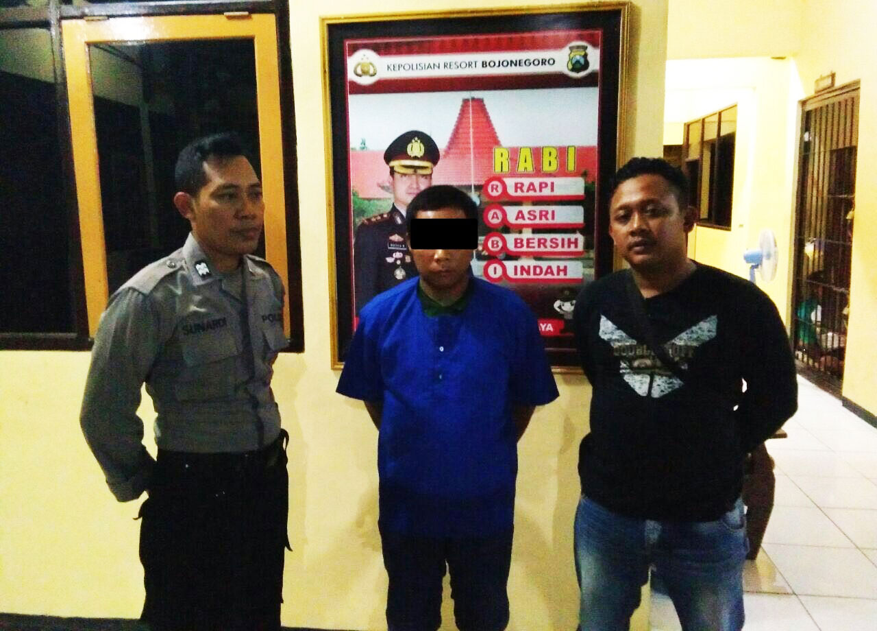 Tukang Rosokan Curi HP Dibekuk Polisi