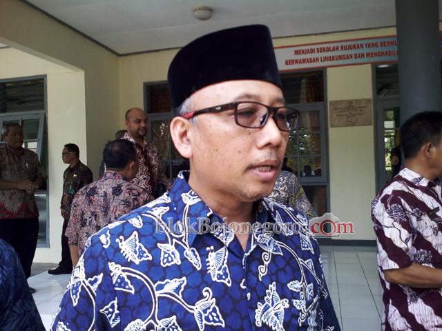 Sukseskan UNBK, 2000 Komputer Diberikan ke Sekolah
