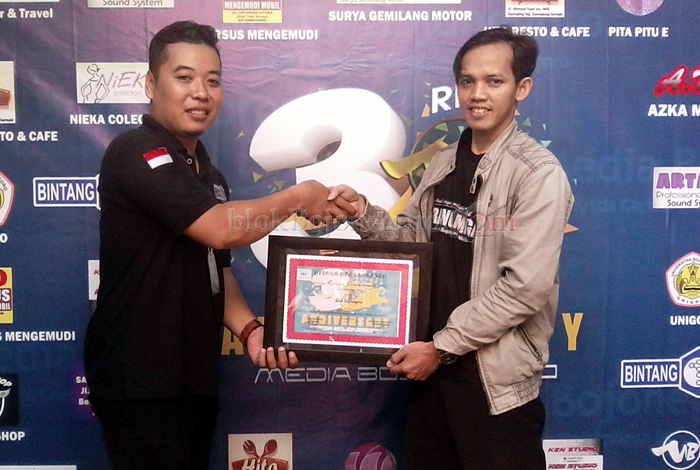MB Berikan Penghargaan untuk bB