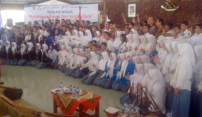 Foto Bersama Usai Edukasi Migas