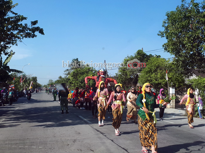Ogoh-ogoh di Jalanan Ngraho-Ngawi