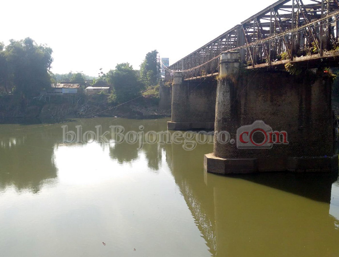 Surga Pemancing di Perbatasan